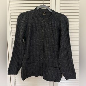 Alpaca cardigan made in Peru size small